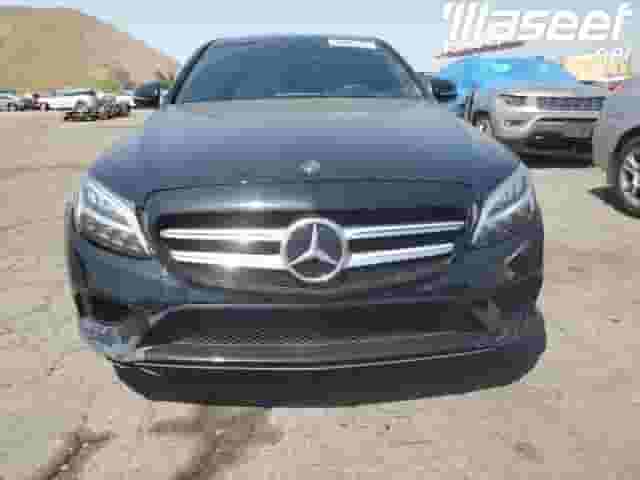 Mercedes Benz C300 model 2018
