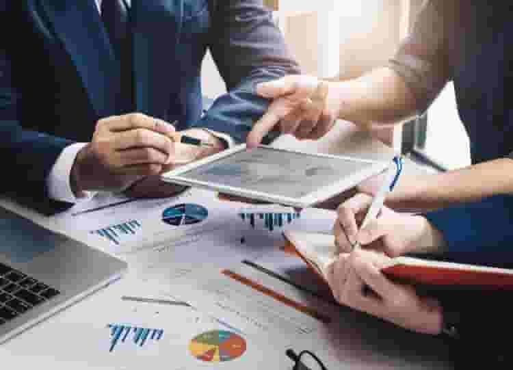 Cost Accountant and Part-Time Financial Manager 