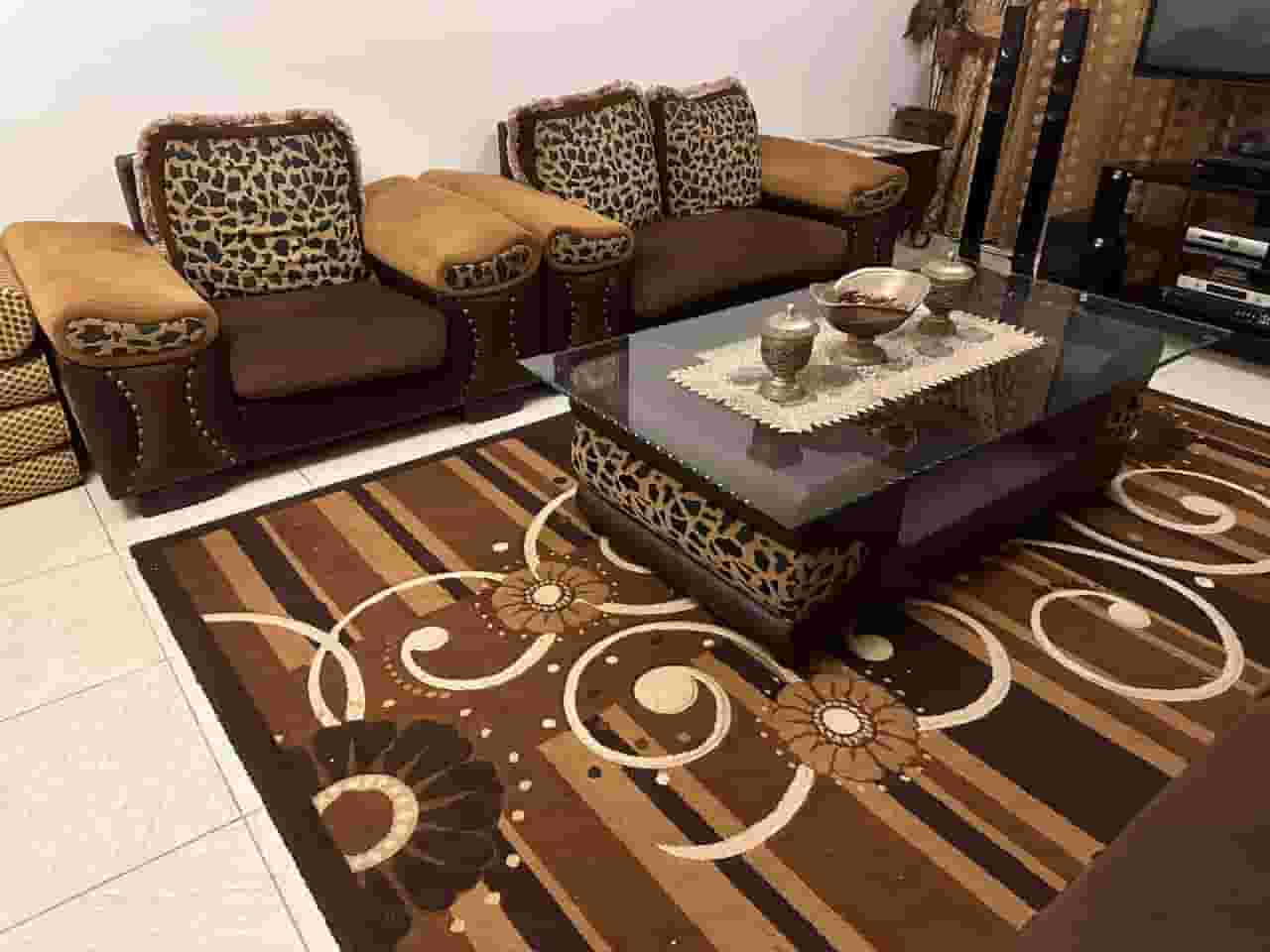 Buying and selling used furniture