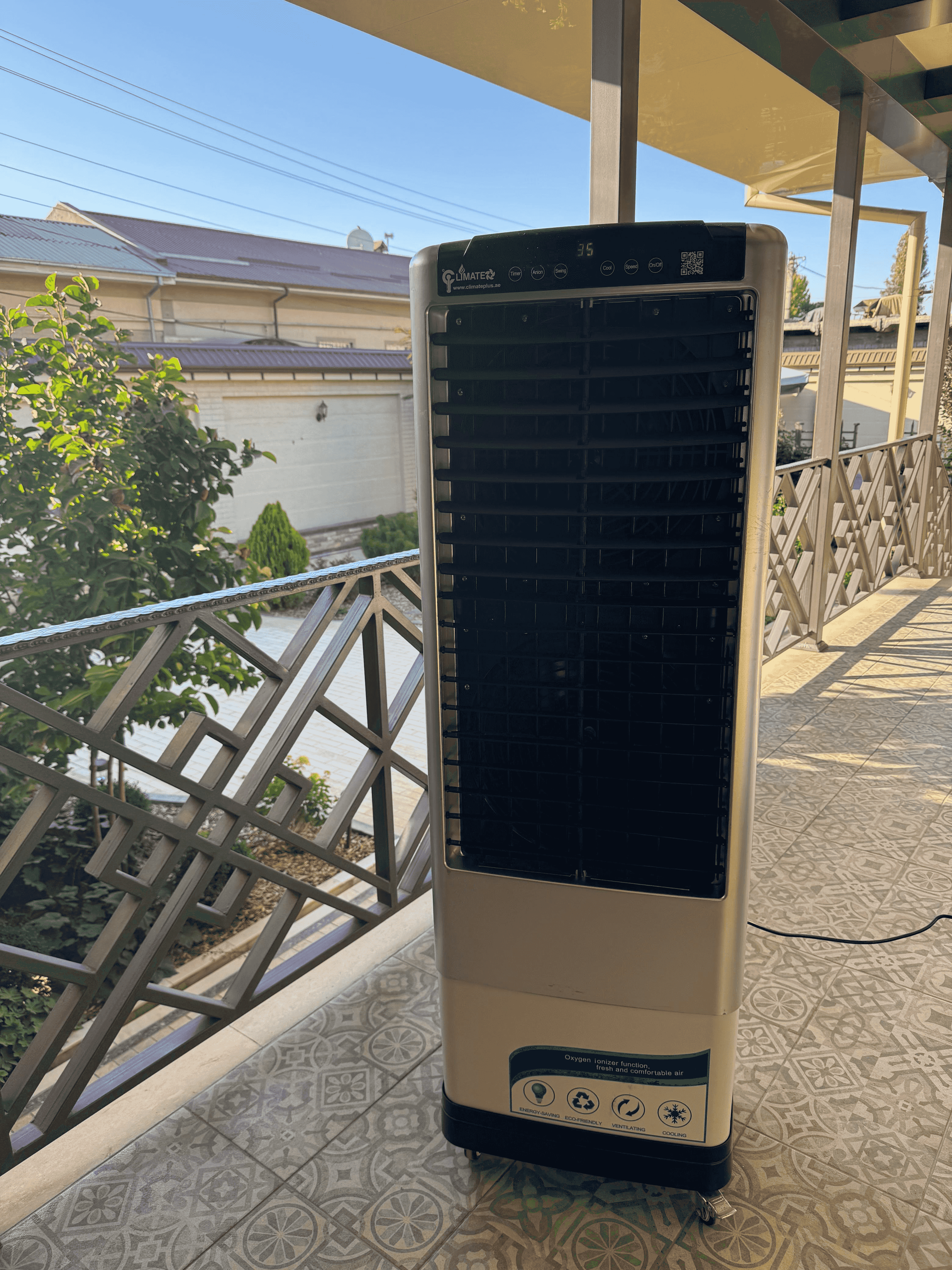 Slim Cooling Machine Compact Power for Tight Spaces