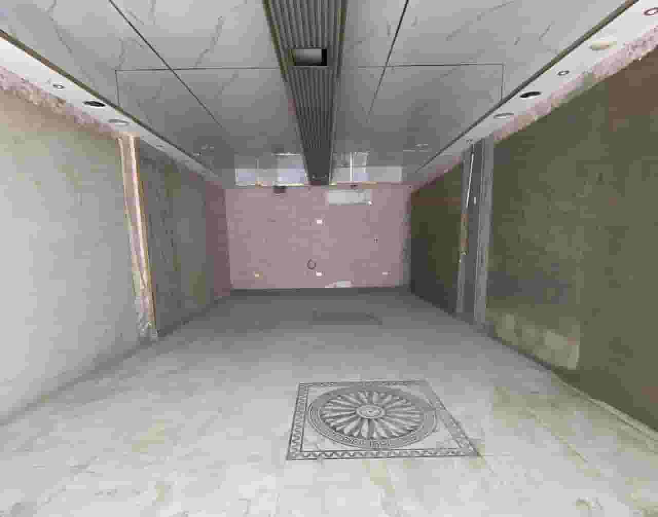 Shop for rent in Al Ain Industrial Area - a vital location and a large area