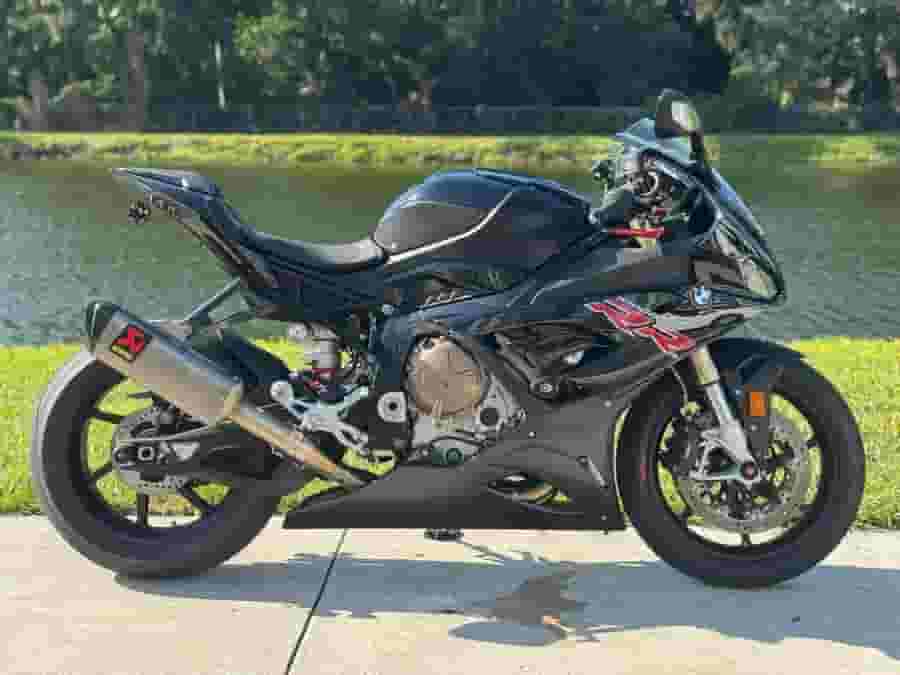 2021 BMW S 1000
